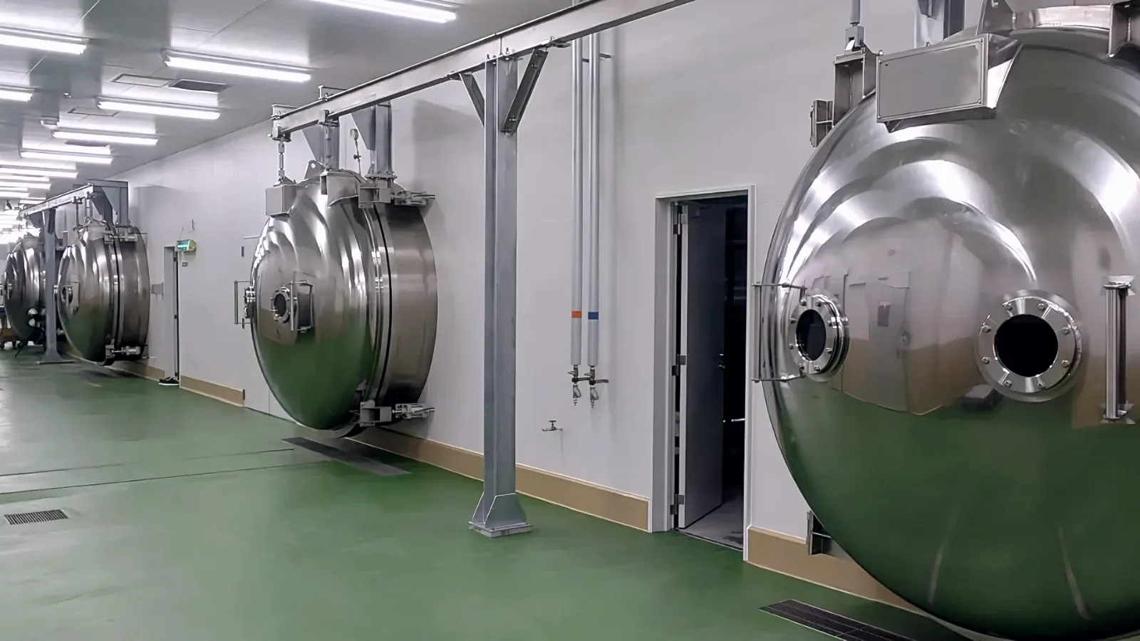 Industrial chambers in a clean room