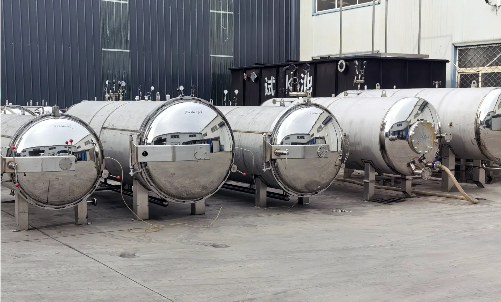 Freeze-dryer chambers in the workshop